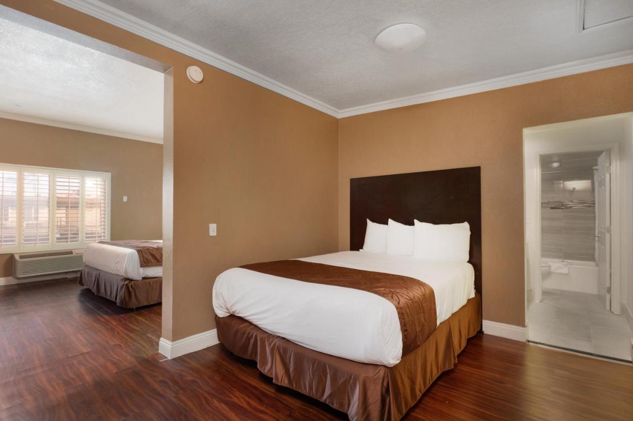 Americas Best Value Inn & Suites Anaheim Exteriér fotografie