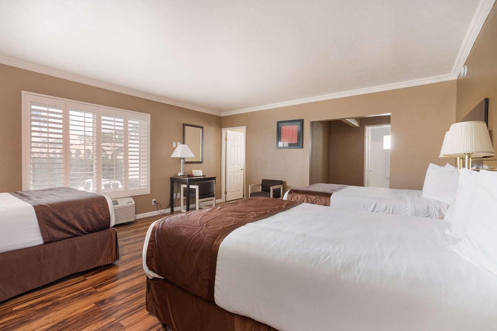 Americas Best Value Inn & Suites Anaheim Exteriér fotografie