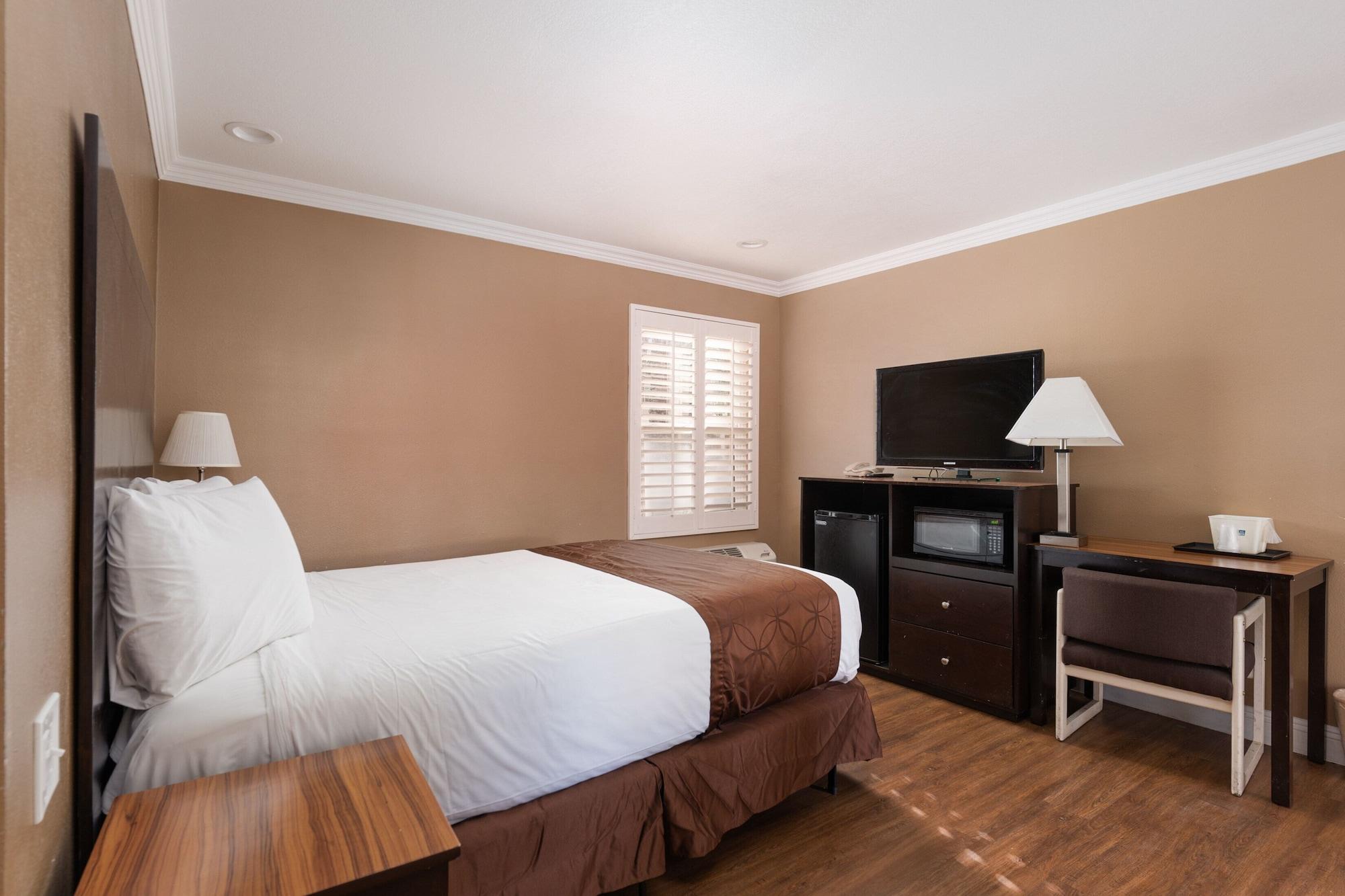 Americas Best Value Inn & Suites Anaheim Exteriér fotografie